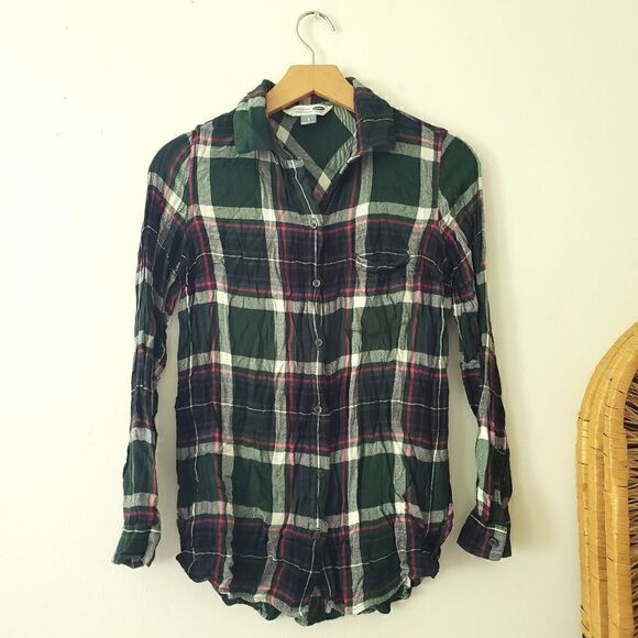 Old Navy Tops - Old Navy The Classic Shirt Plaid Flannel Button Down S